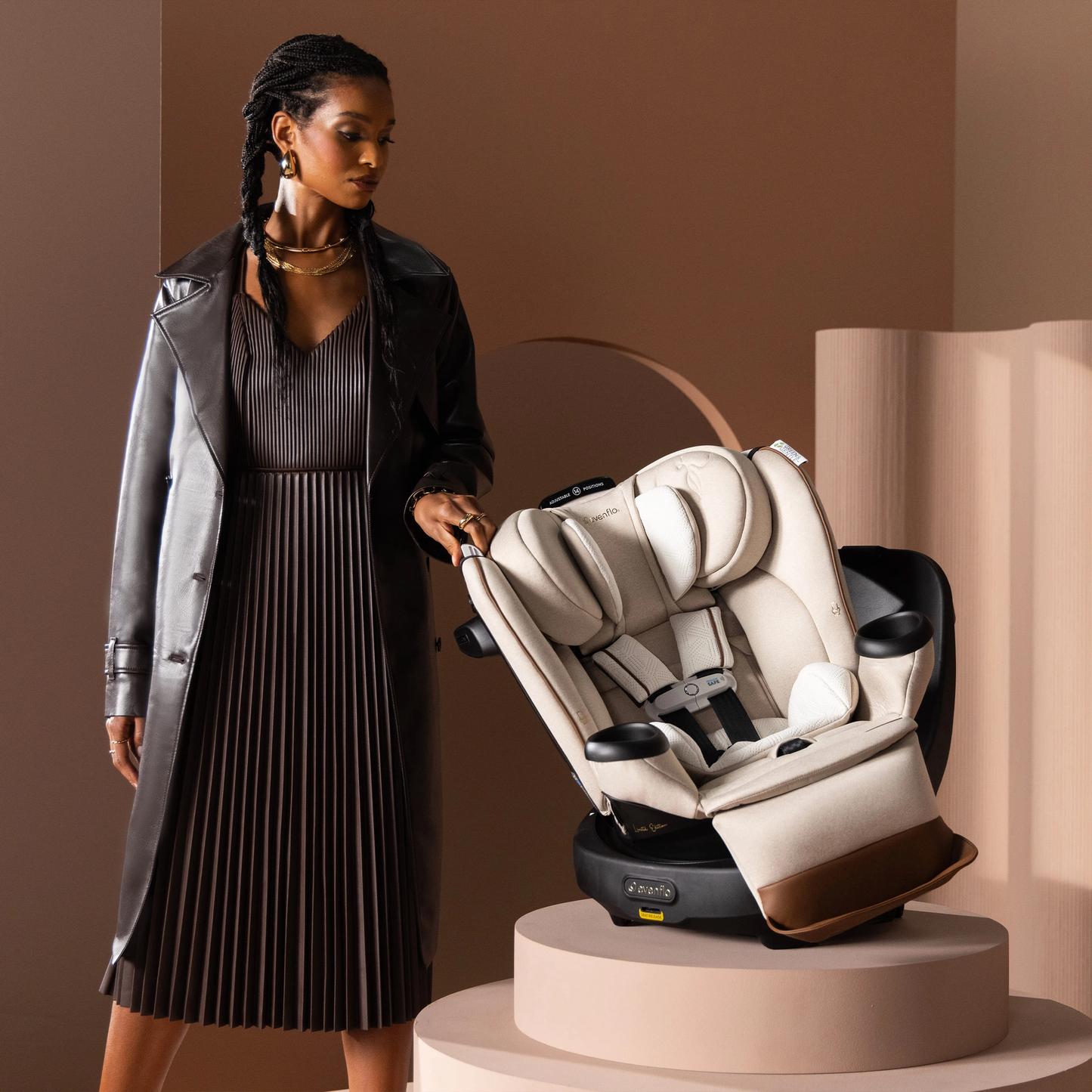 LIMITED EDITION Evenflo Revolve360 Extend All-In-One Rotational Car Seat With Green & Gentle Fabric